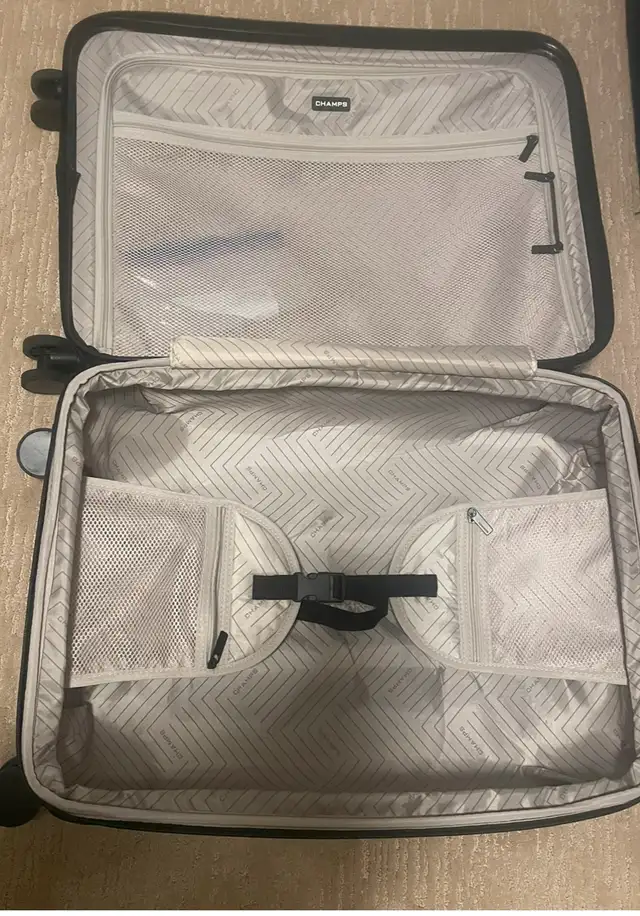 Champs 24” Polycarbonate Luggage in Bags & Luggage in Calgary - Image 4