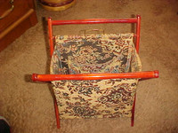 VINTAGE KNITTING/SEWING FOLDING CADDY
