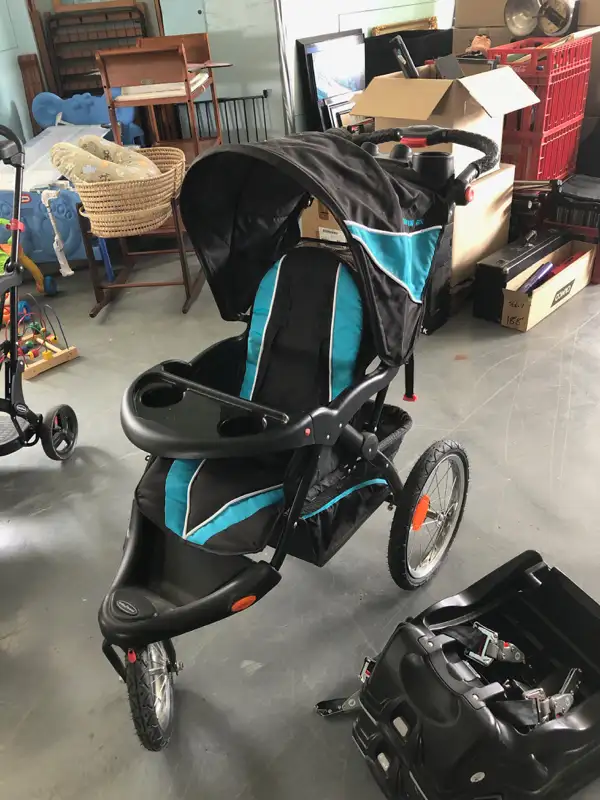 Baby Strollers in Strollers, Carriers & Car Seats in Mississauga / Peel Region - Image 4