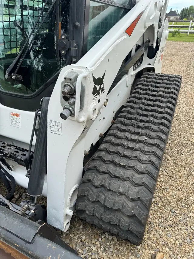 **2018 Bobcat T740 Track Loader, Good Shape* $0 Down Financing** in Heavy Equipment in Red Deer - Image 6