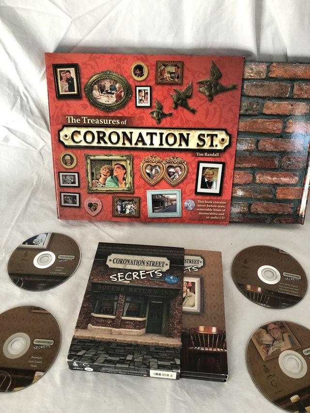 Treasure of Coronation Street Book & DVD Box Set 4 Disc. 12/All CDs, DVDs & Bluray Calgary