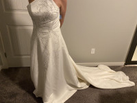 Beautful SIZE 2 Wedding dress!!!!!