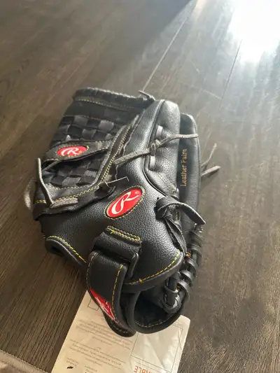 Rawlings Baseball Glove, View more