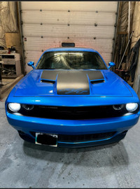 Dodge Challenger R/T 6 speed manual