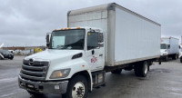 2016 Hino 268 with tailgate