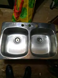 Evier de cuisine double kitchen sink
