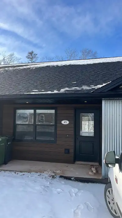 2 bedroom 1 bath townhouse in quiet cul de sac on Langille Court . Modern finished with heat pump an...