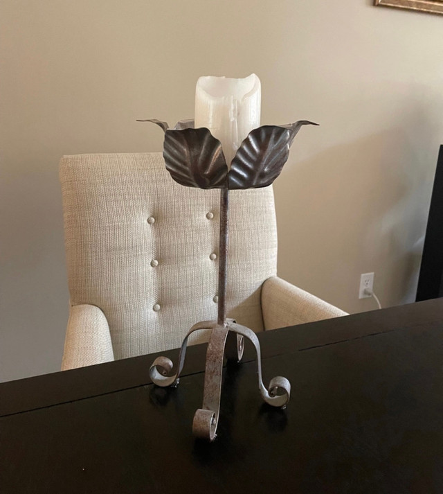 Candle holder flower  in Home Décor & Accents in Oakville / Halton Region - Image 4