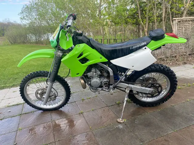 KAWASAKI KDX 200 - 2004 in Dirt Bikes & Motocross in Winnipeg - Image 3