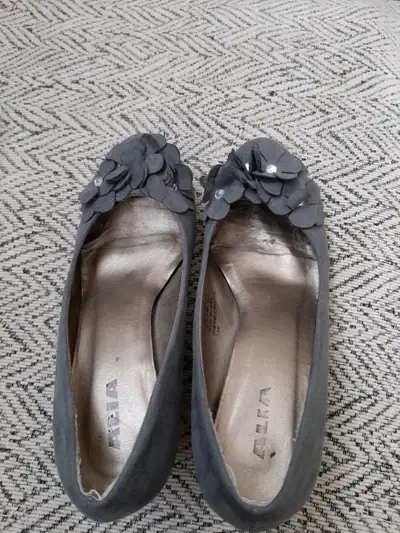 71/2size shoes, View more