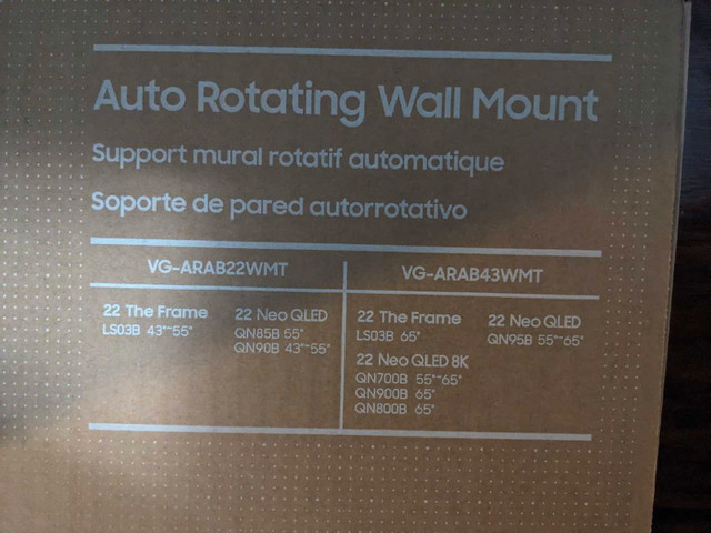 Samsung Auto Rotating Wall Mount  in Video & TV Accessories in Ottawa - Image 2