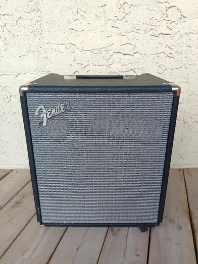 Fender Rumble 100 V3, View more