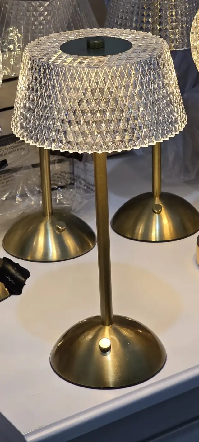 Rechargeable Vintage Crystal Table Lamp V2 in Dining Tables & Sets in Markham / York Region - Image 4