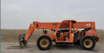 2004 lull 644e-42 Just under 7000 hrs Runs and operates good. Call/text 226-228-5246