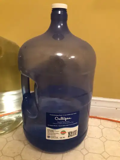 SCREW CAP 18.9L PLASTIC CARBOY, View more