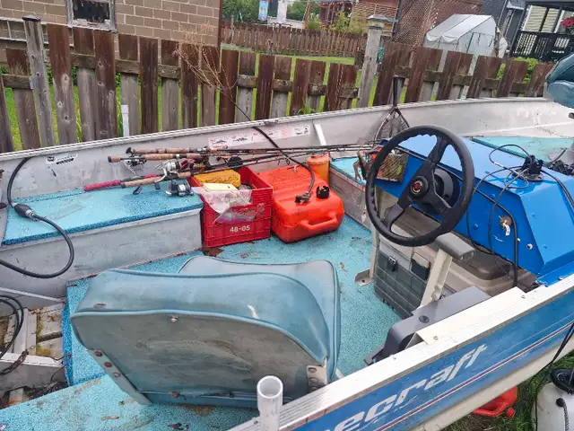 chaloupe princecraft springbook resorter 14 pi avec yamaha 30 hp in Powerboats & Motorboats in Québec City - Image 6
