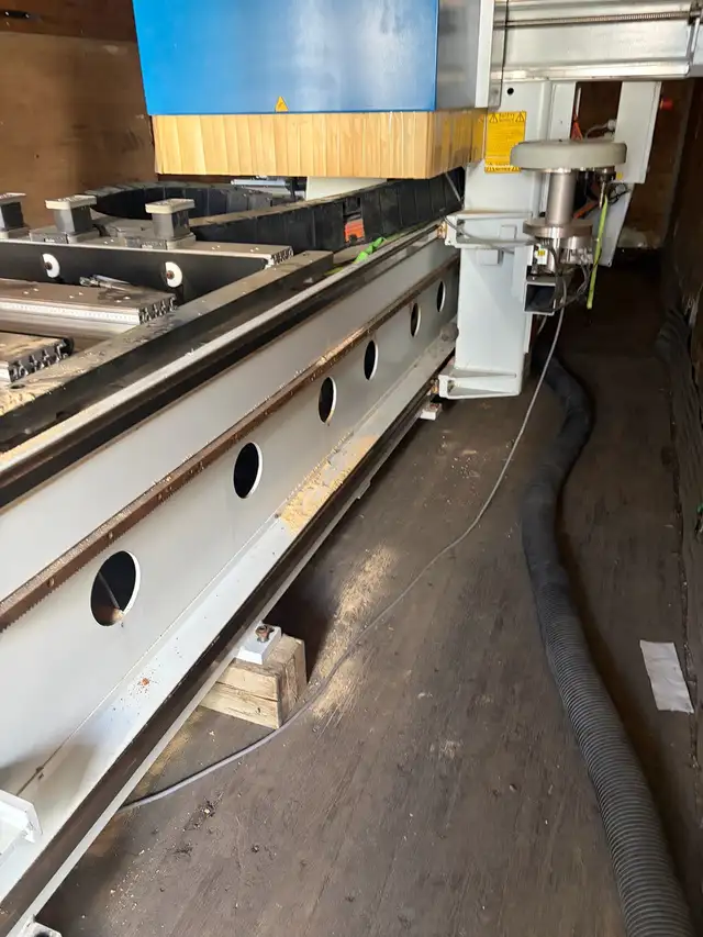 Weeke Venture 1 CNC Router | Other Business & Industrial | Calgary ...