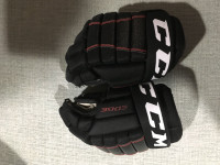 Hockey Gloves 