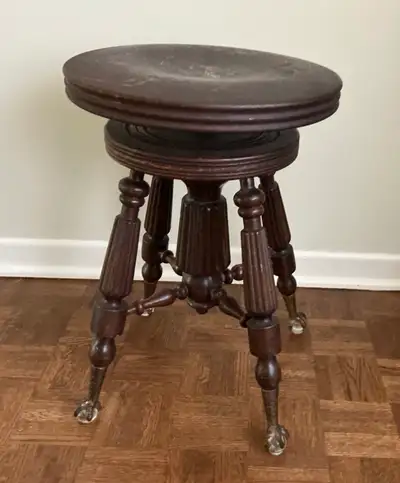 Tabouret de piano, View more