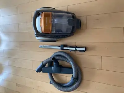 Electrolux T8 bagless Canister Vacuum, View more