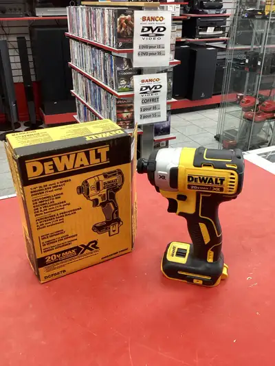 Perceuse à percussion DeWalt, View more
