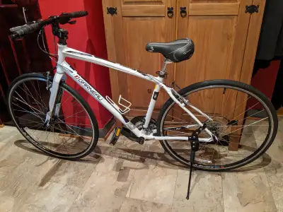 Garneau Bike / Vélo ... (Used / Like New), View more