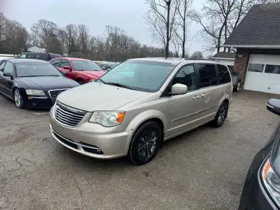 2014 Chrysler Town And Country Gold on Black Cloth interior Fully optioned Dual sliding doors Full t...