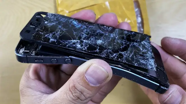 We Buy Broken Phones in Cell Phones in Prince George - Image 2