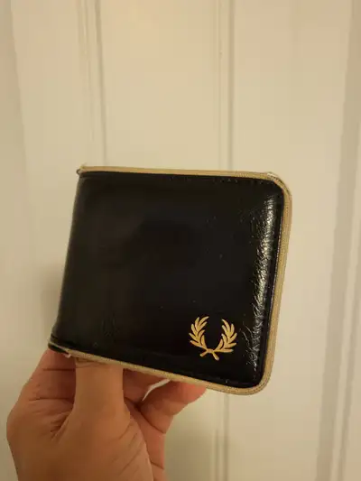 Mens bifold Wallet Patent with Gold Crest, View more