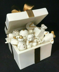 Mikasa Christmas Music Box "Let It Snow"