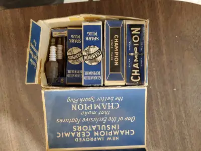 NOS Vintage Champion Spark plugs Y8. 7 are in original packaging . 1 is in newer package 1 is lose.
