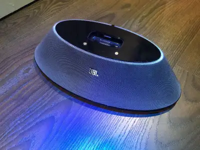 3 JBL On Stage 400p iPod speakers with remote, View more