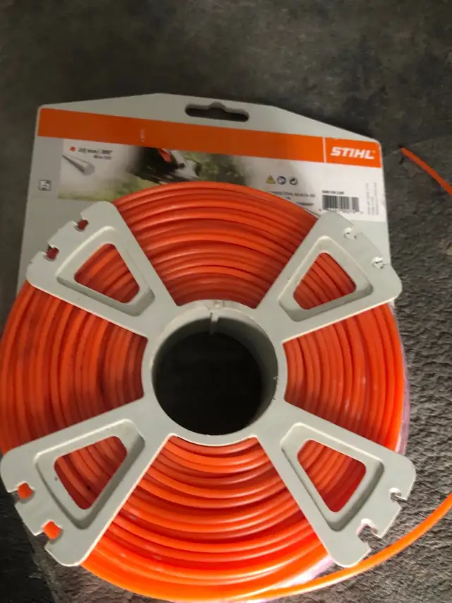 Stihl Trimmer Line in Lawnmowers & Leaf Blowers in City of Toronto - Image 3