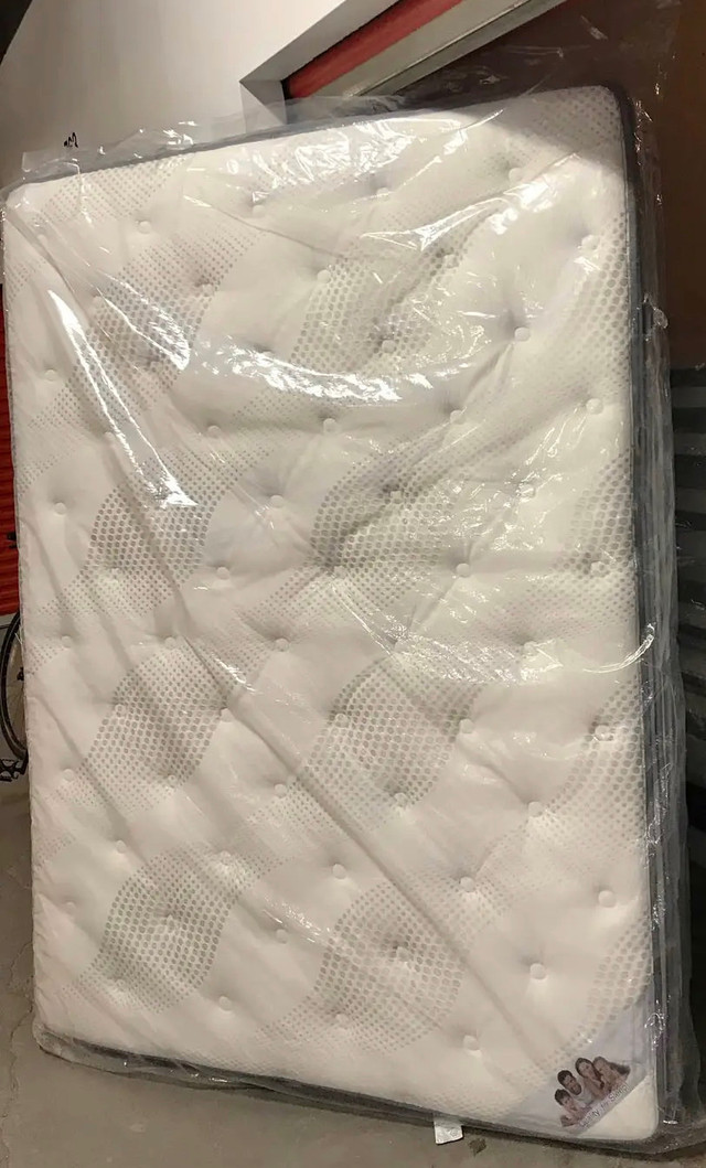 !! BRAND NEW QUEEN MATTRESS FOR SALE!! in Beds & Mattresses in Bedford