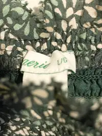 Sz L women Arie dress green  Floral Print Shirred Tie Shoulder F