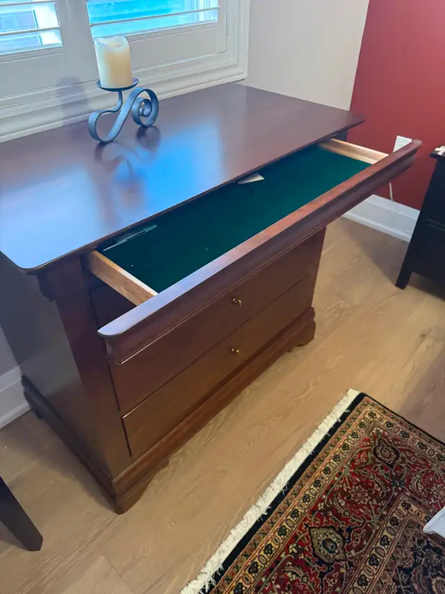 For Sale: Custom Master Bedroom Set + Kingsdown Mattress – $100062865712454913121
