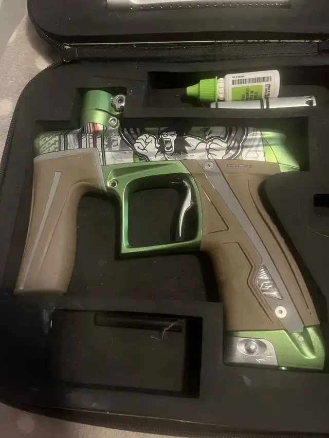 Eclipse Cs1 limited Marseille edition. With brand new Spire IR2. in Paintball in City of Toronto - Image 3