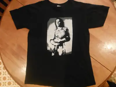 Wrestler Bret Hart "Hitman" T-Shirt Medium, View more