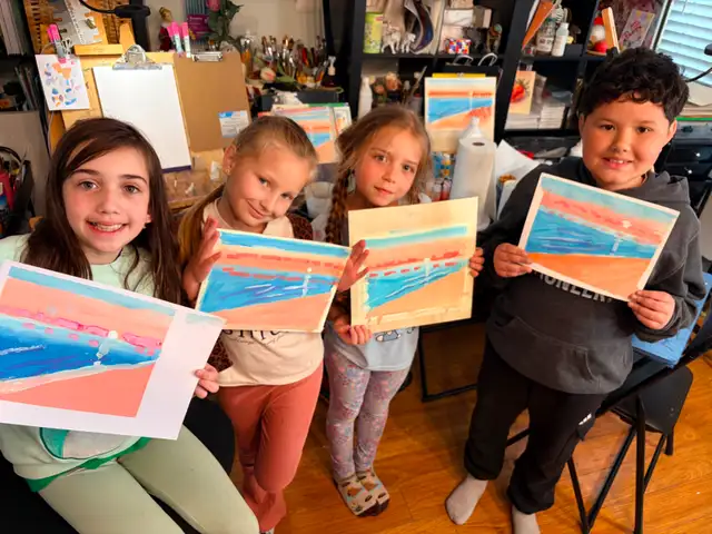 ART CLASSES470945345401661440