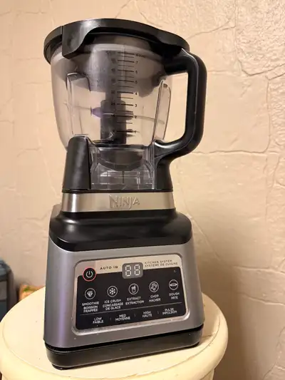 Ninja Professional Plus Kitchen System with Auto-IQ – $90 Available In Nipigon Selling my Ninja Prof...