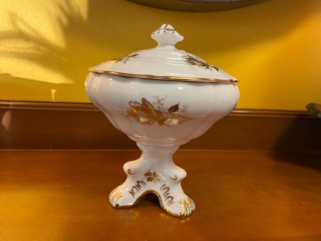 Vintage Hammersley Golden Glory Footed Covered Candy Dish in Arts & Collectibles in Oshawa / Durham Region