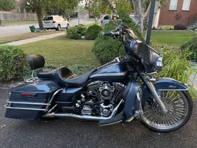2003 probably Davidson electric glide classic new front tire And Spoke Rim 21 inch front gas charge...
