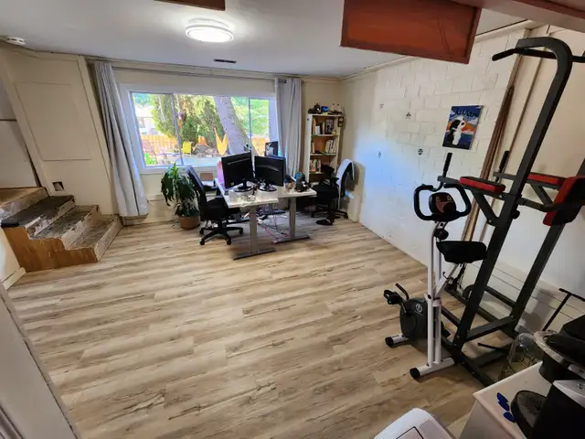 FULLY FURNISHED 3 Bd + Bonus Room 1 bath  Near Departure Bay in Long Term Rentals in Nanaimo - Image 24