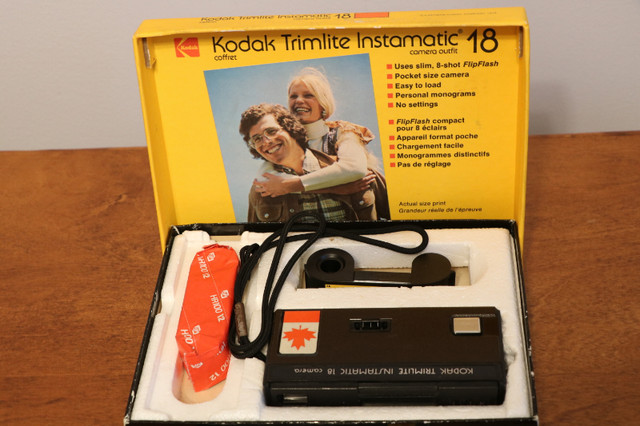 Vintage Kodak Trimlite Instamatic 18, 110 Film Camera w/ Film in Cameras & Camcorders in City of Toronto