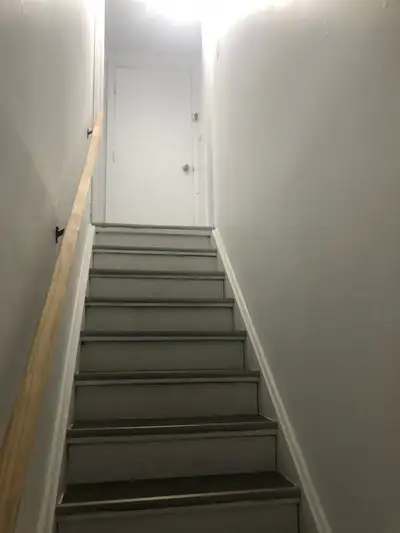 basement apt for Rent