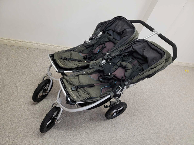 Twin stroller Bumbleride in Strollers, Carriers & Car Seats in City of Toronto