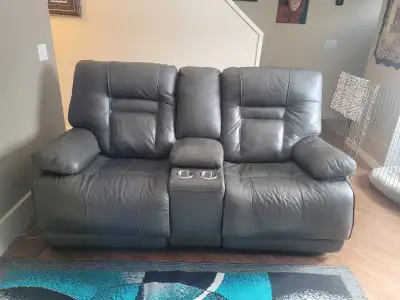 Wurstrow Power Reclining Loveseat with Console + USB Plugin, View more