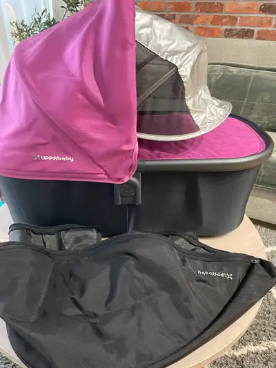 Uppababy bassinet  with 2 colour covers, View more