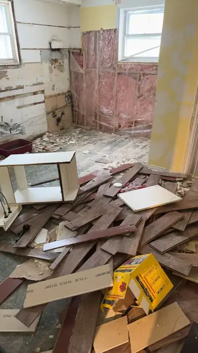 Junk Removal Guys are at your service within Montreal and surrounding areas. We are expert in junk r...