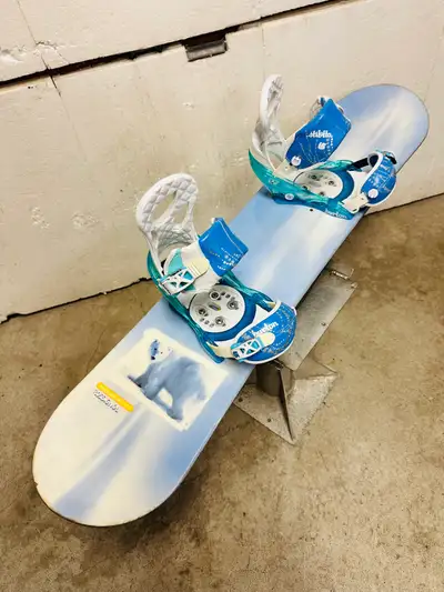 Rossignol snowboard 116cm with Burton Stiletto small bindings, View more